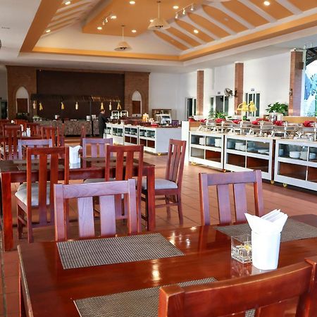 Ttc Resort Ninh Thuan - Unlimited Access To Water Park Phan Rang Luaran gambar