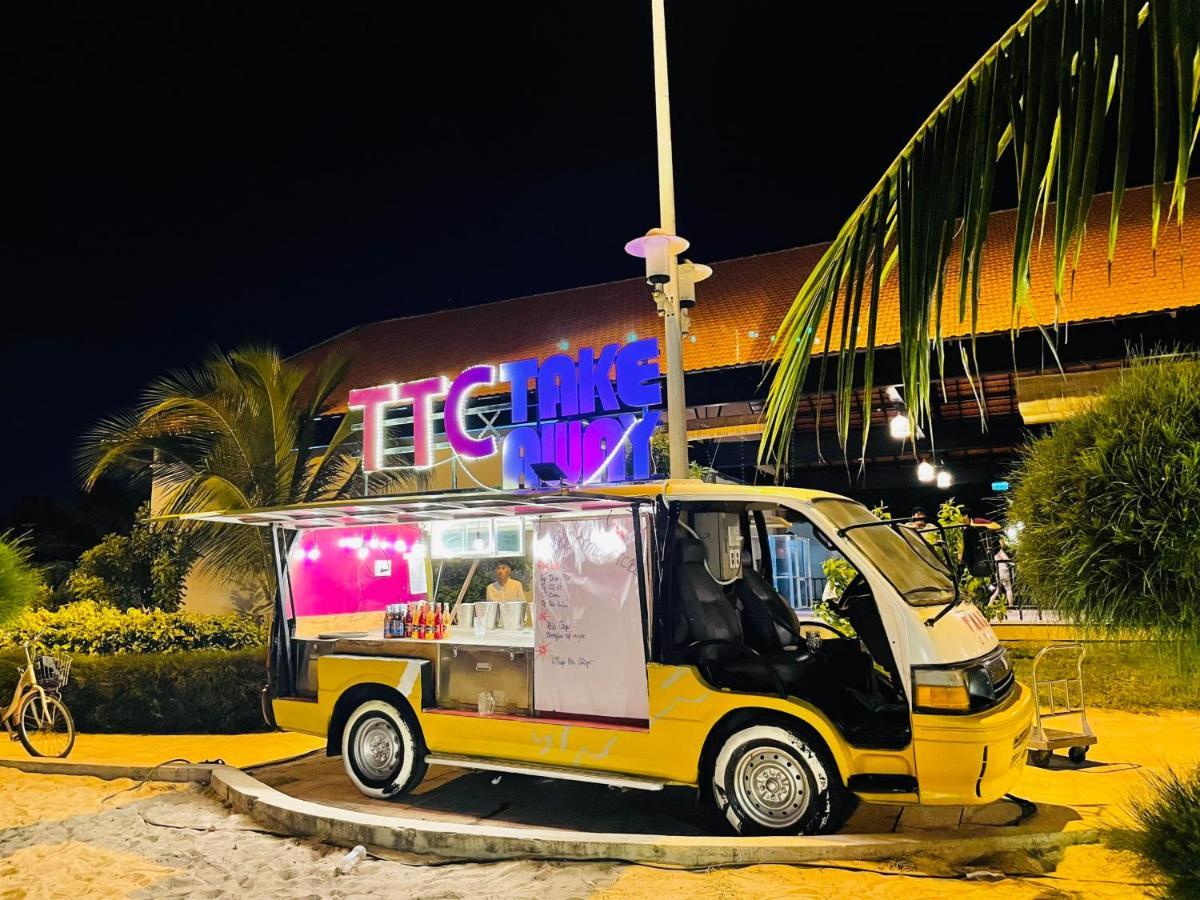 Ttc Resort Ninh Thuan - Unlimited Access To Water Park Phan Rang Luaran gambar